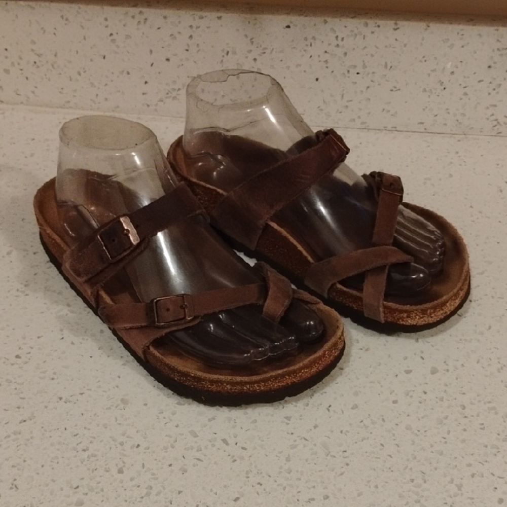 BIRKENSTOCK Sandalia Size 6